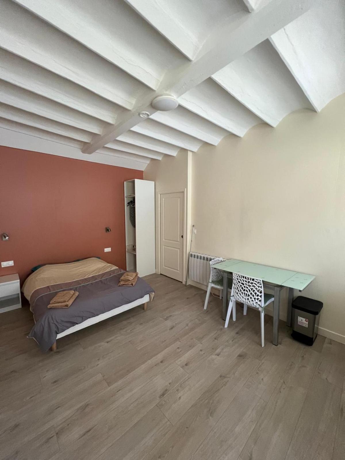 Aux Thermes Saint-Amand-les-Eaux Bagian luar foto